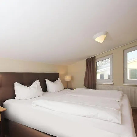 Meeresblickresidenzen Nr 27 Mit Sauna- Und Schwimmbadnutzung Im Ahoi Sellin Goehren (Ruegen)
