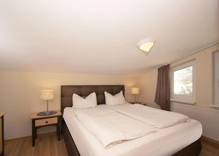 Apartman Mit Meerblick Und Balkon, Gratis Nutzung Vom Ahoi Erlebnisbad Und Sauna In Sellin - Meeresblick 27 *